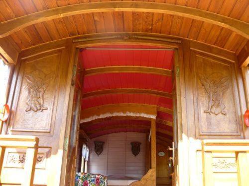La Cle Des Roulottes Otel Pluvigner Dış mekan fotoğraf